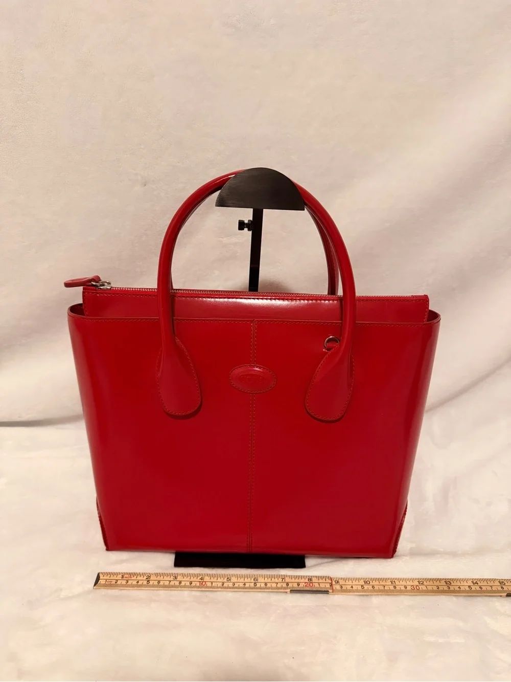 Tod's Red Patent Leather Medium D-Bag Tote